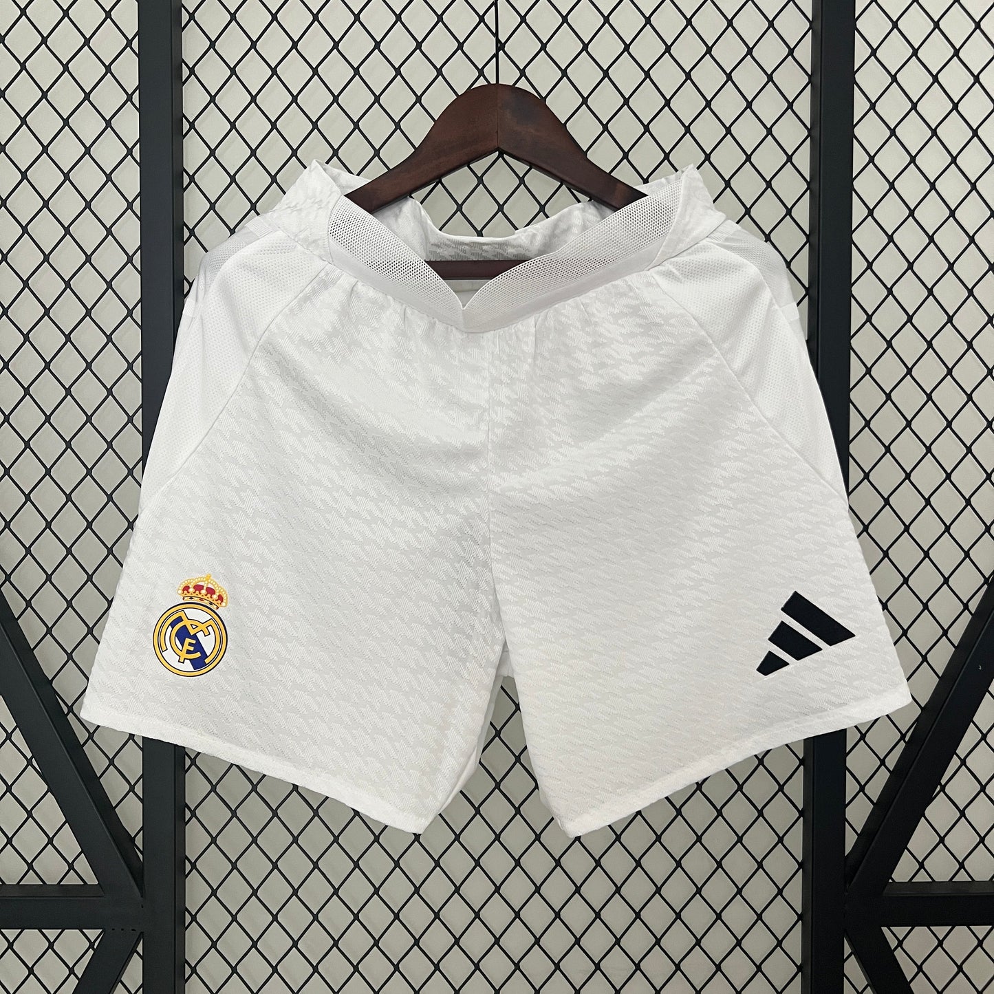 Short Real Madrid Domicile 2024/25 - Version Joueur