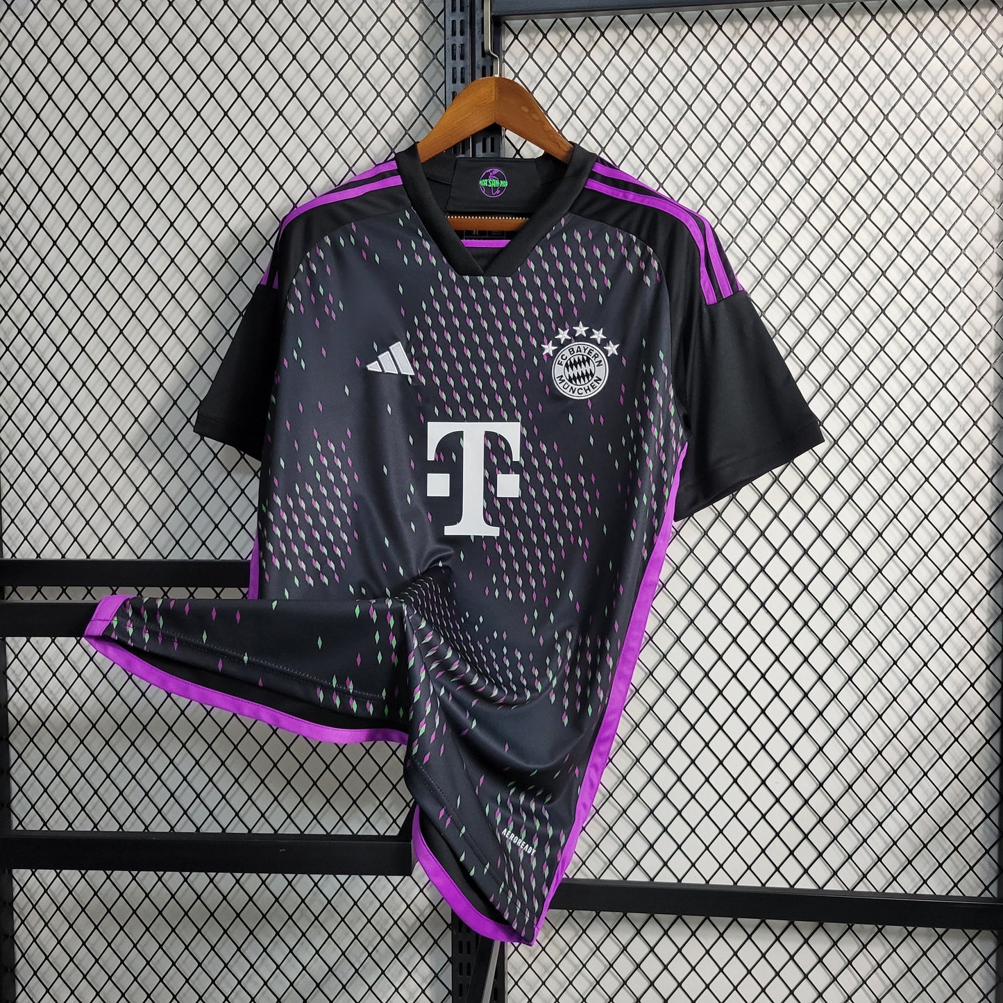 Maillot Bayern Munich Extérieur 2023/24