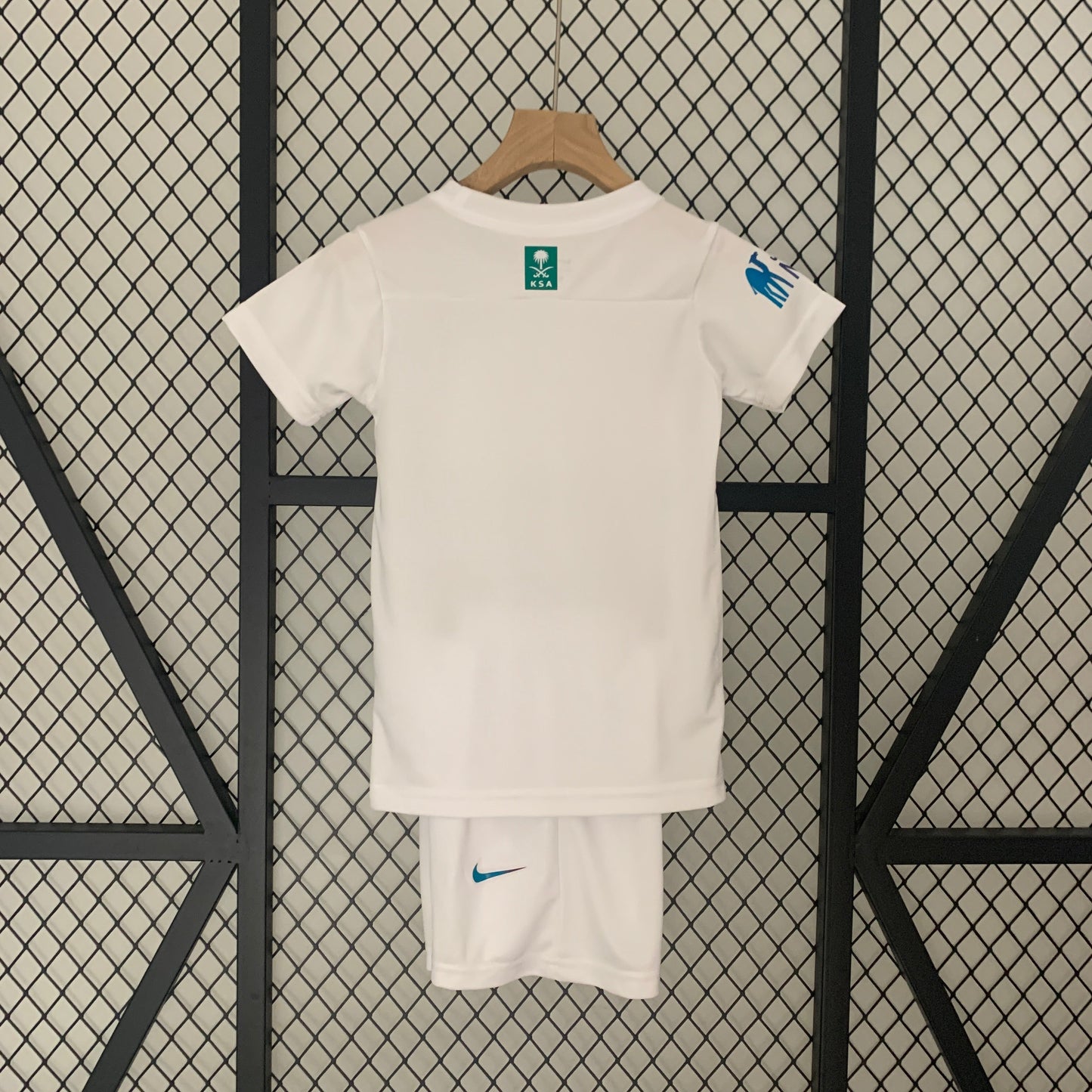Kit - Al-Nassr FC Troisième 2023/24