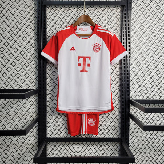 Kit - Bayern Munich Domicile 2023/24