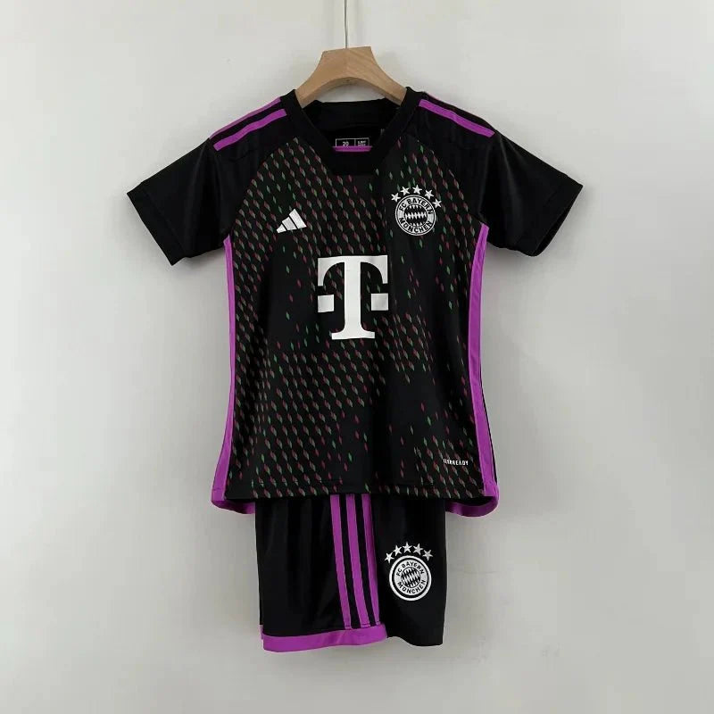 Kit - Bayern Munich Extérieur 2023/24