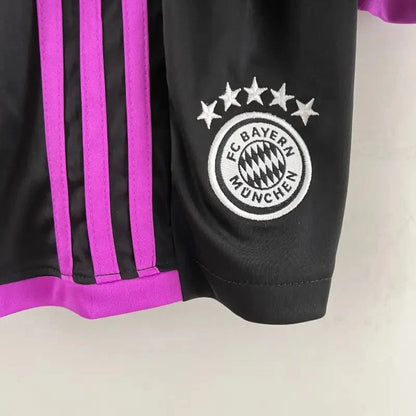 Kit - Bayern Munich Extérieur 2023/24