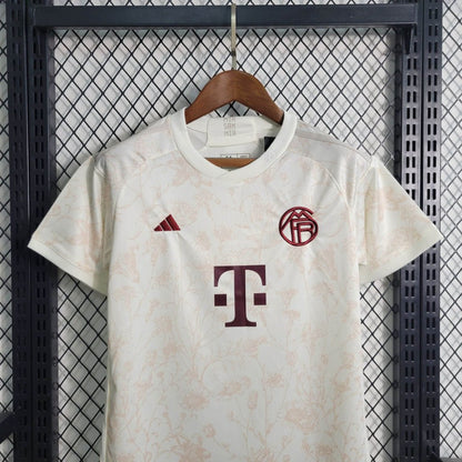 Kit - Bayern Munich Troisième 2023/24