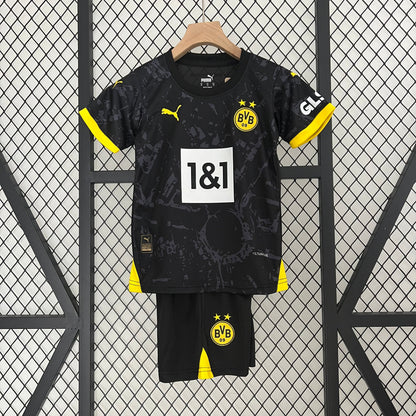 Kit - Borussia Dortmund Extérieur 2023/24