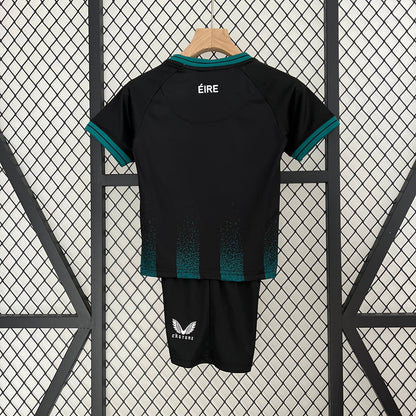 Kit - Irlande Troisième 2023/24