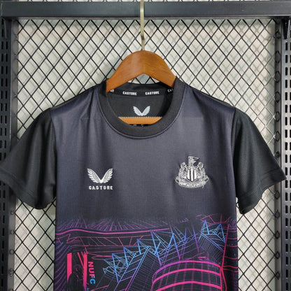 Kit - Newcastle United Édition Spéciale 2023/24