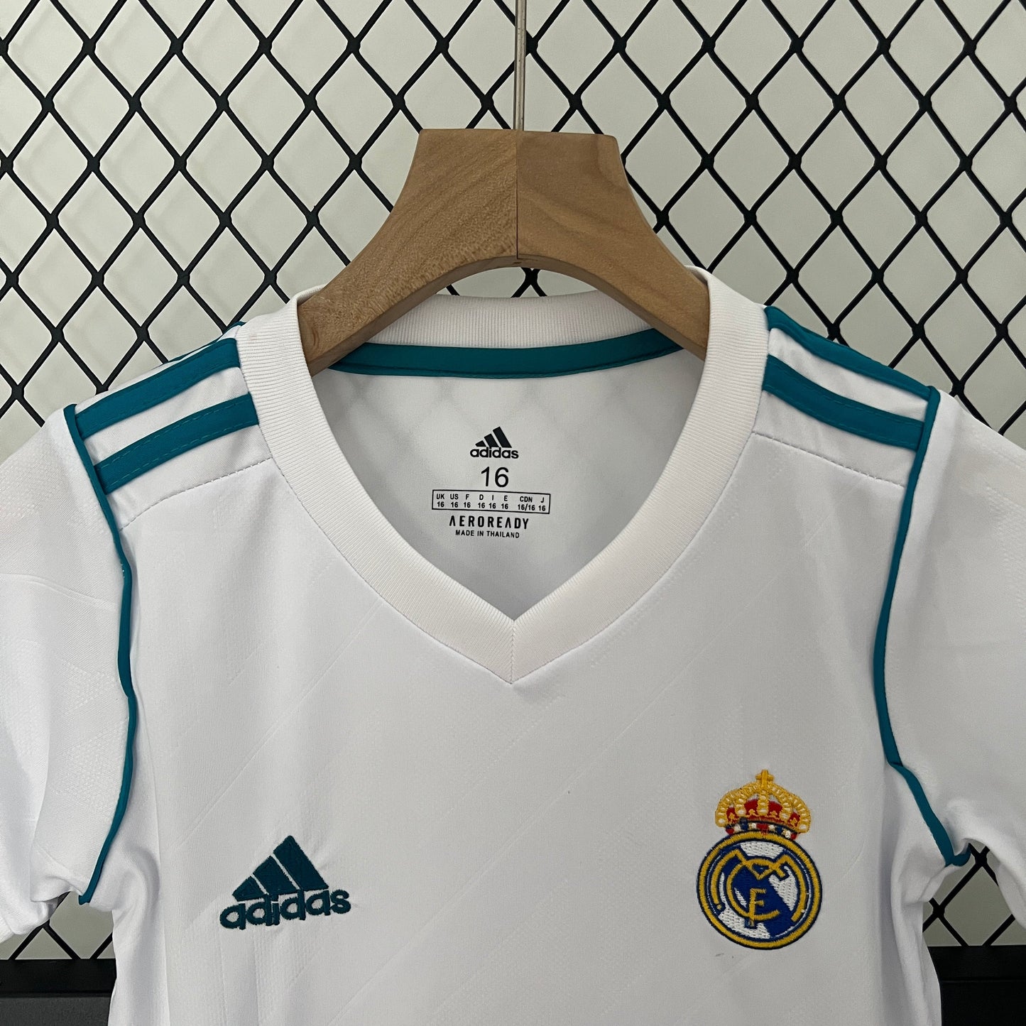 Kit - Real Madrid Domicile 2017/18