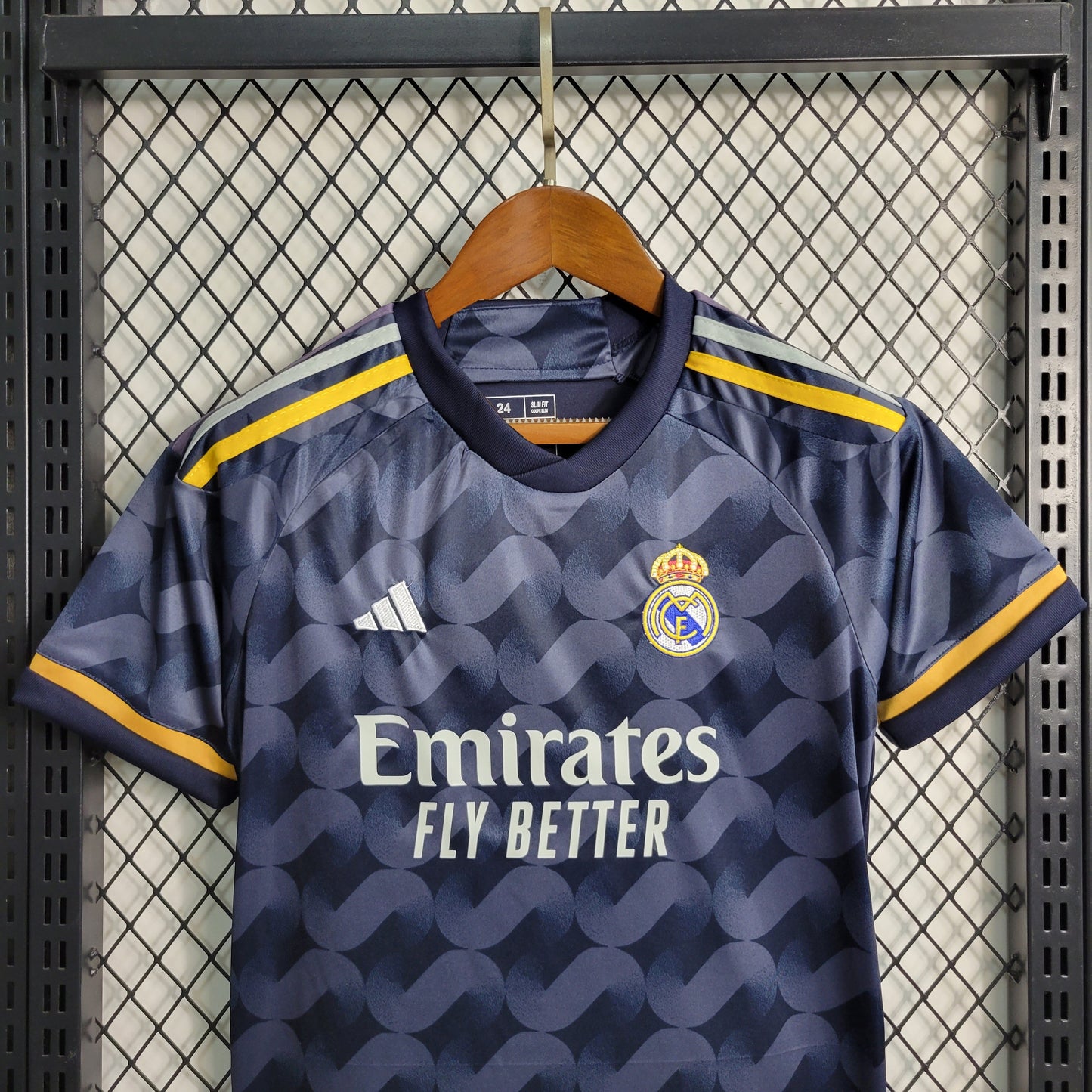 Kit - Real Madrid Extérieur 2023/24