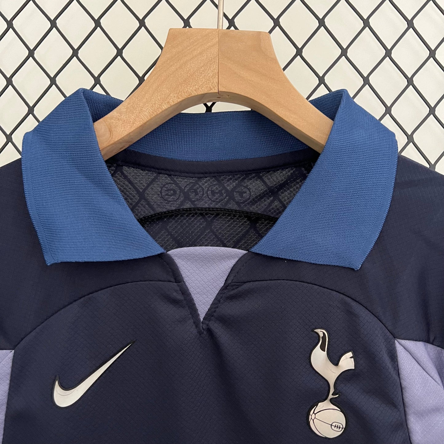 Kit - Tottenham Hotspur Extérieur 2023/24